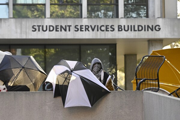 Pro-Palestinian encampment cleared from Cal State LA, days after building takeover