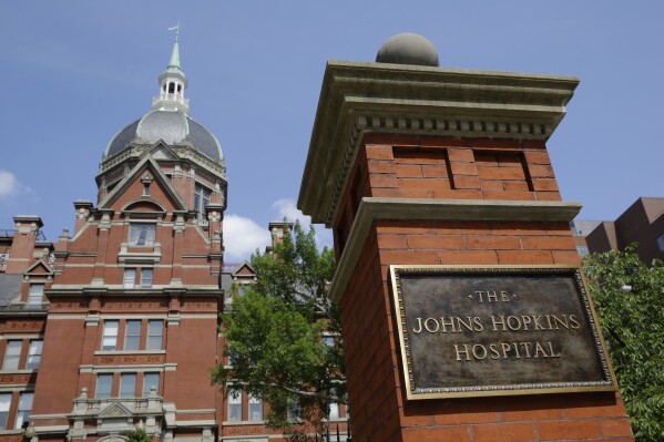 Thanks to a $1 billion gift, most Johns Hopkins medical students will no longer pay tuition