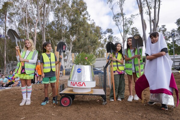 A Southern California school plants a ‘Moon Tree’ grown with seeds flown in space