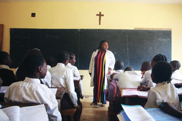 Cameroon’s separatist conflict forces hundreds of thousands of students out of education