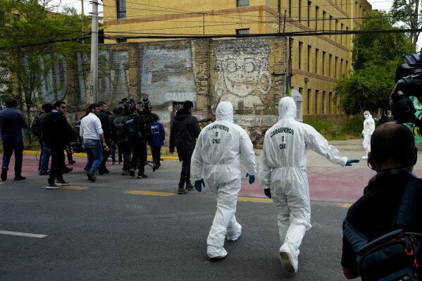 Molotov cocktail explodes in a Chilean high school, injuring at least 35