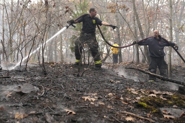 Citing brush fire smoke, Massachusetts officials cancel high school classes, trick-or-treat event